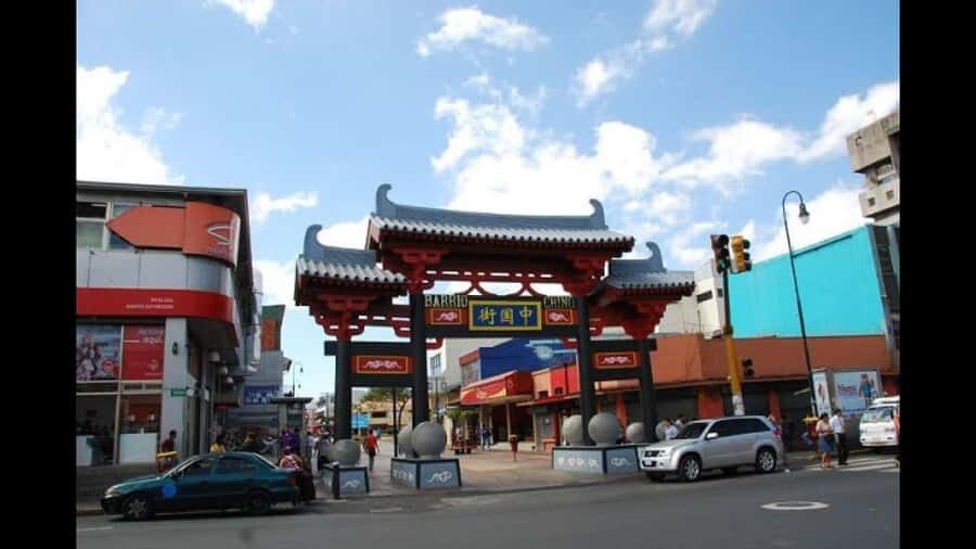 Santo Domingo: Guided City Tour with Cable Car Ride - Exploring the Heart of Santo Domingo  