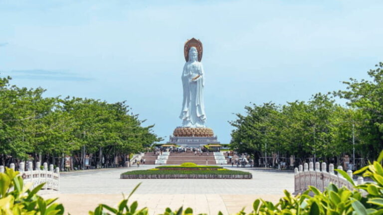 Sanya: Nanshan Cultural Tourism Zone Ticket and Tour Car - Exploring the Nanshan Cultural Tourism Zone