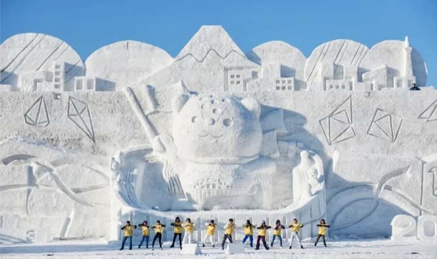 Sapporo: Heiwa-dori Ice Festival Private Day Tour - Snow Activities & Attractions