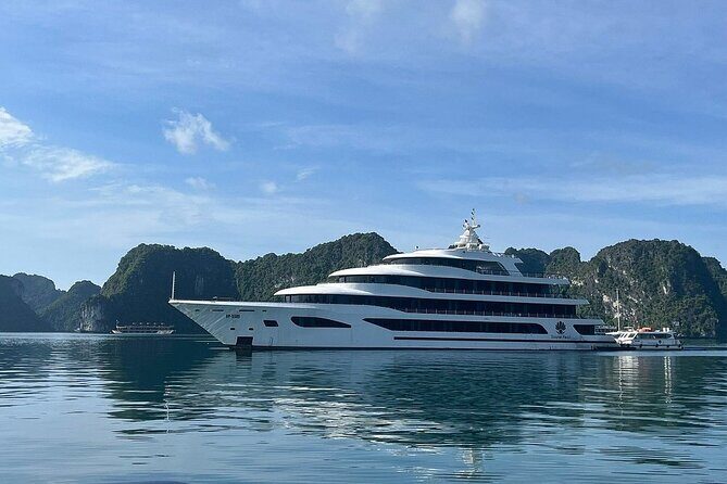 Scarlet Pearl Cruises Wonder On Halong and Lan Ha Bay (2D1N) - Detailed Review of the Experience