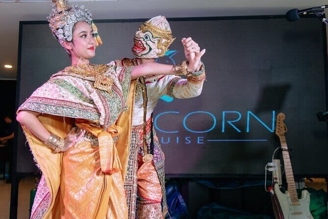 Scenic Bangkok Unicorn Dinner Cruise on Chao Phraya River - An In-Depth Look at the Experience