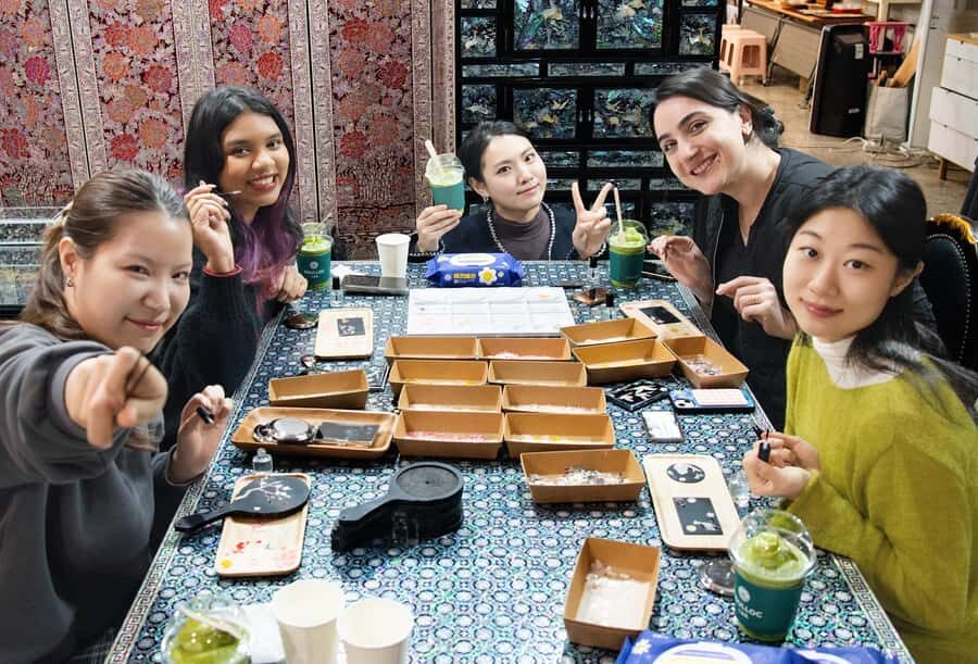 Seoul: Bukchon Najeonchilgi Mother-of-Pearl Handicraft Class - Exploring the Experience: What to Expect