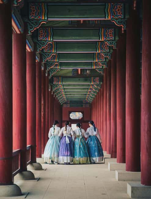 Seoul Day Tour: Gyeongbok Palace, Bukchon, Gwangjang Market - What Makes This Tour Stand Out