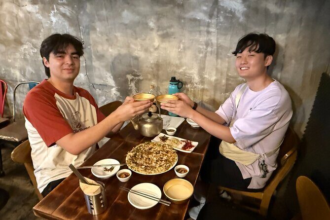 Seoul Local Vibes, Food & Market Tour - Authenticity and Unique Aspects