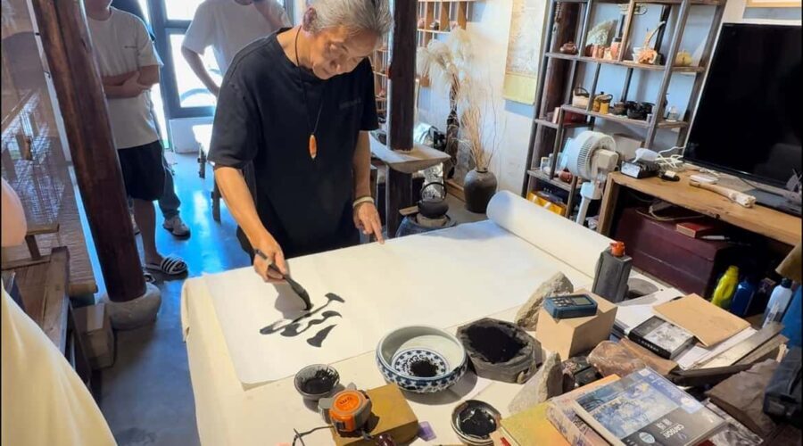 Shanghai: Calligraphy Class and Dumpling Workshop - The Dining and Return Journey