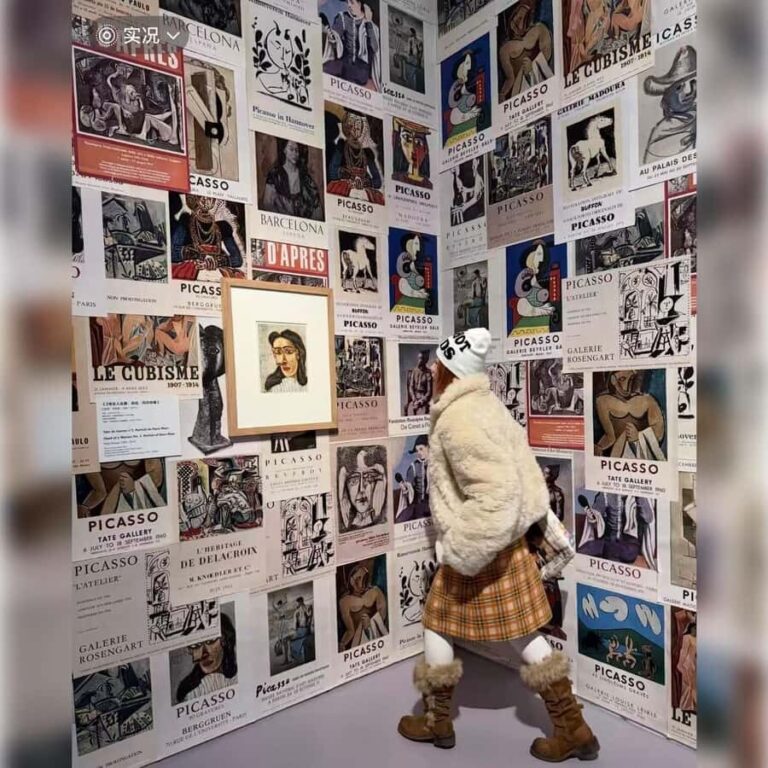 Shanghai: Night Tour from Art Museum to Huangpu River Cruise - Practical Details That Matter