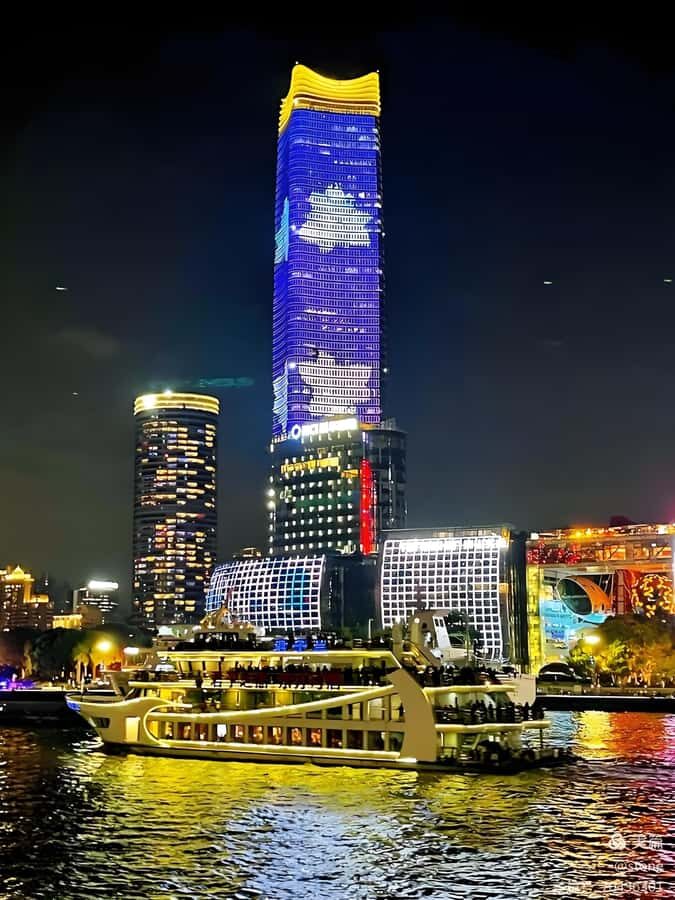 Shanghai: Oriental Pearl Tower & Huangpu River Cruise - Who Should Consider This Tour?