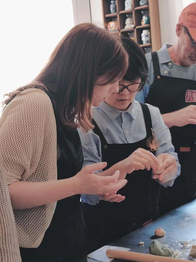 Shanghai: Soup Dumpling Class, Bamboo Weaving & Tea Ceremony - Exploring Shanghai’s Cultural Heart Through Food and Craft
