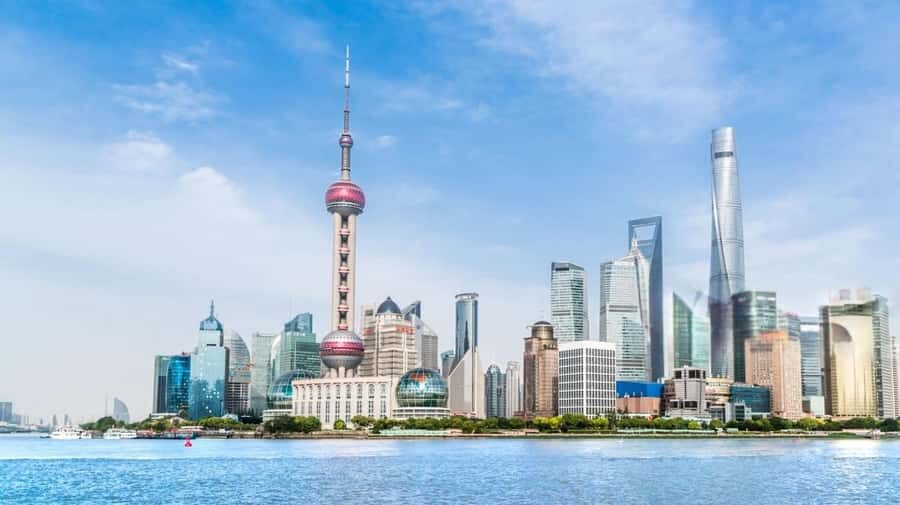 Shanghai: The Bund & Lujiazui Sighting Tunnel Guided Tour - Detailed Itinerary Breakdown