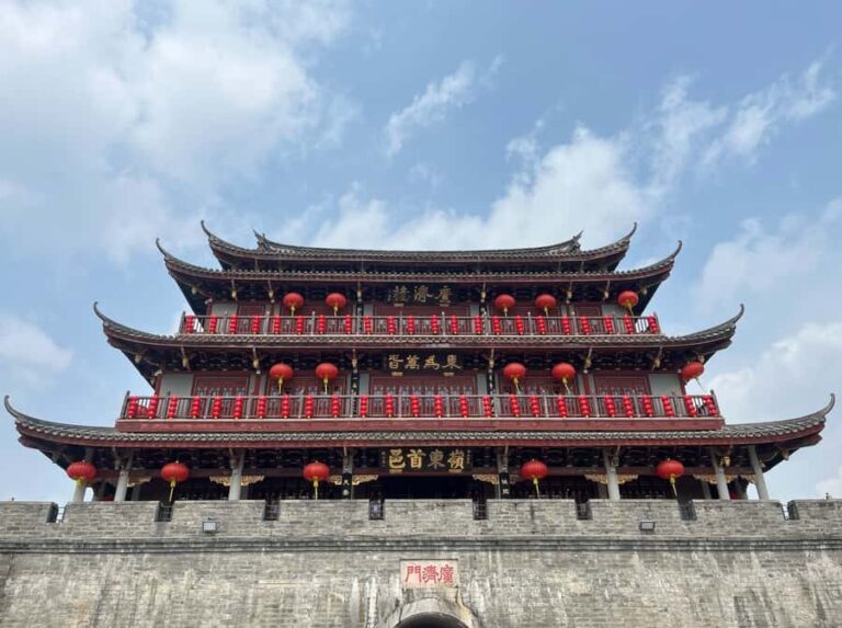 Shantou: Chaozhou Ancient City & Kaiyuan Temple Day Trip - Exploring Longhu Ancient Village and the "Three Streets and Six Alleys"