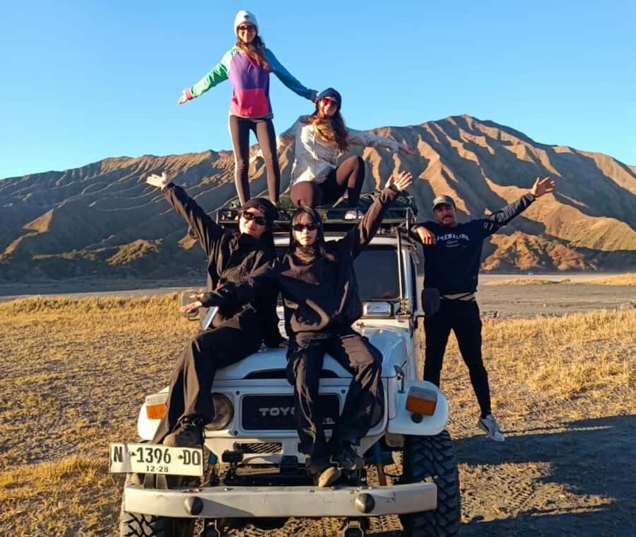 SHARED Bromo Jeep Tour include tickets From MALANG - Witnessing the Sunrise at the Viewpoint
