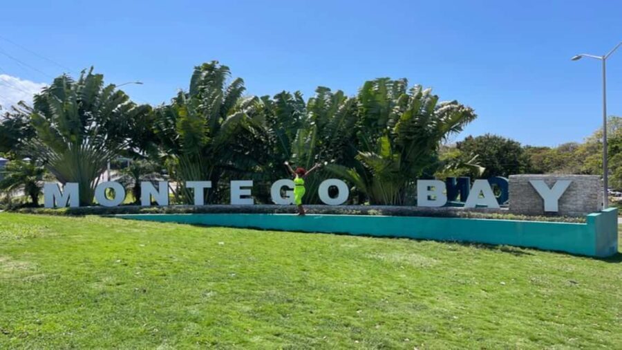 Shopping & Sightseeing Local Guided Tour In Montego Bay - Authentic Insights from Reviews