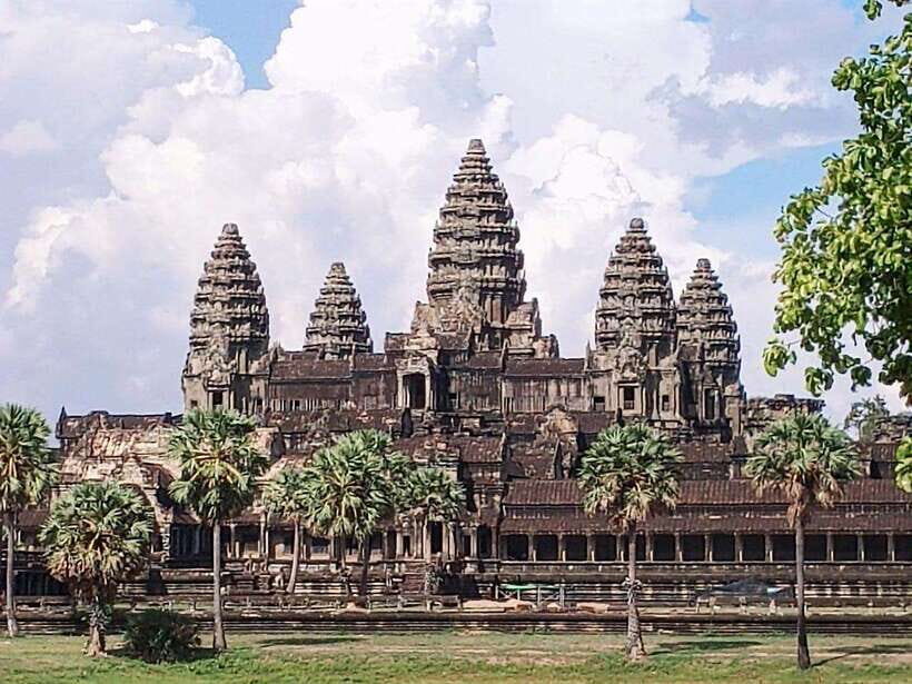 Siem Reap: 3-Day Guided Tour with Angkor Wat Sunrise - How the Tour Works: Logistics and Experience