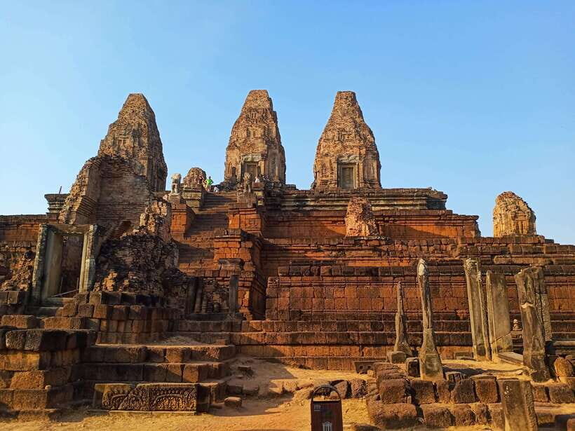 Siem Reap: Angkor Wat and Banteay Srei Temple Day Tour - What to Expect from the Experience