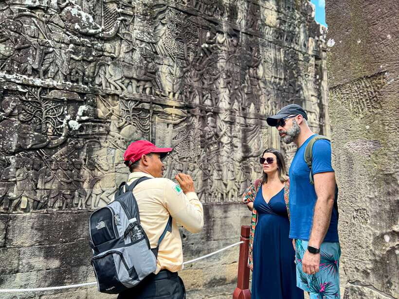 Siem Reap: Angkor Wat Small-Group Sunrise Tour & Breakfast - Exploring the Temples: What You Can Expect