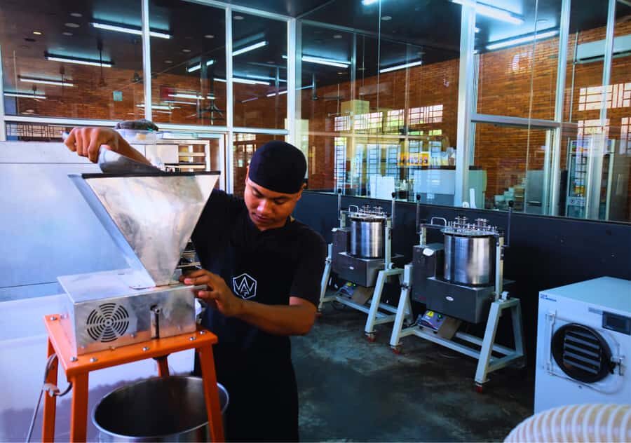 Siem Reap : Discover Cambodias First Chocolate Factory - Who Will Love This Tour?