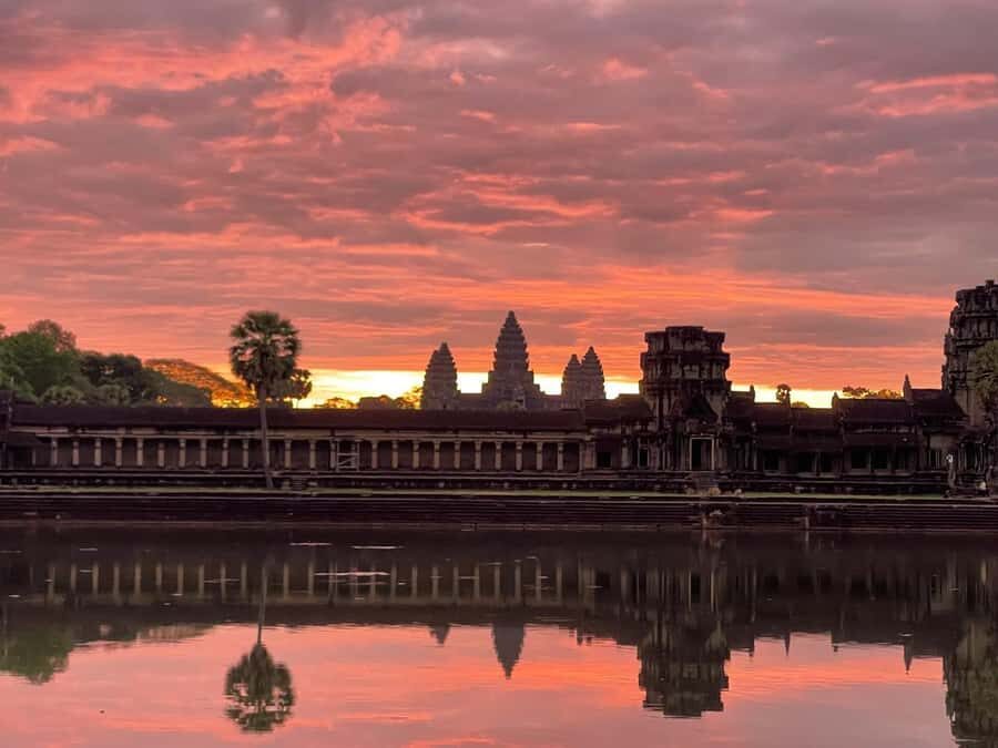 Siem Reap: Exclusive Angkor Wat Sunrise Tour by Tuk-Tuk - Transportation and Logistics