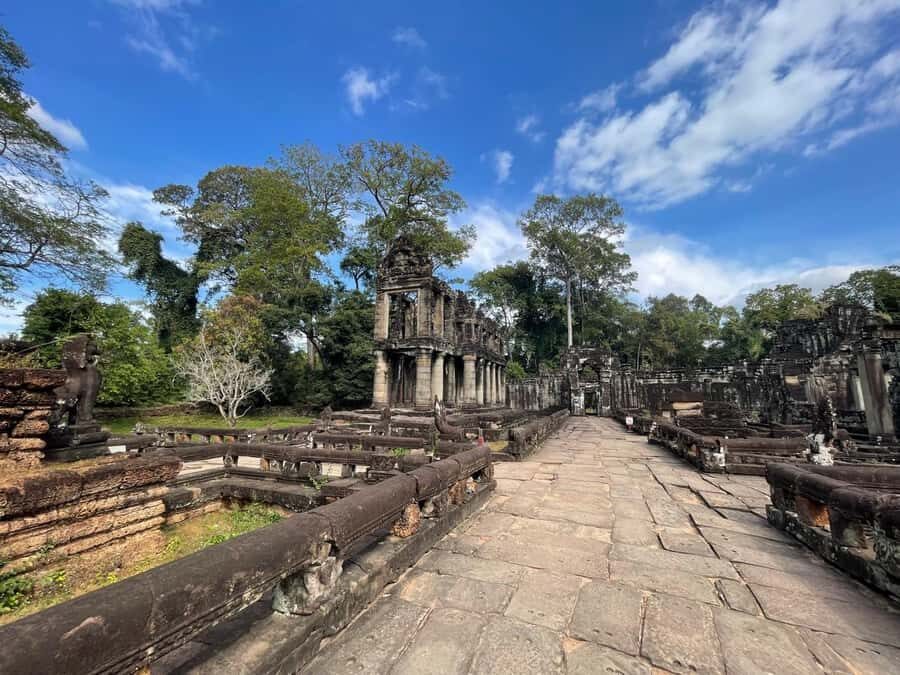 Siem Reap: Lady Temple, Preah Dak Village and Grand Tour - The Charm of Preah Dak Village