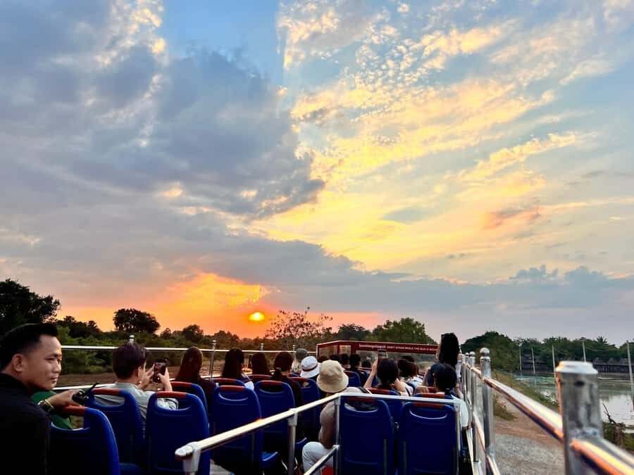 Siem Reap: Sunset or Night City Tour Bus - What to Expect on the Tour