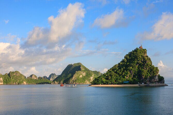 Signature Ha Long Bay day cruise with buffet lunch - What’s Included & What to Expect