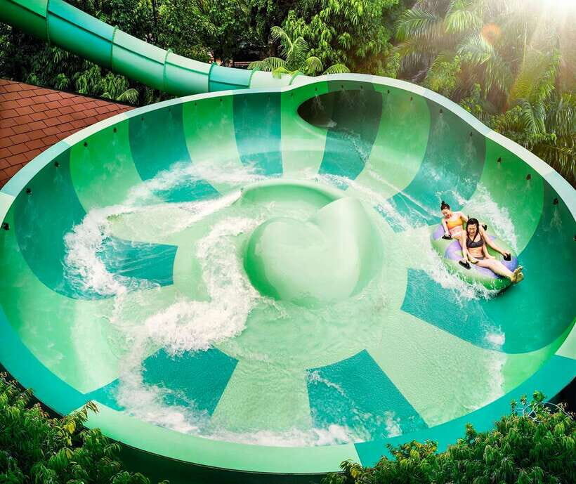 Singapore: Adventure Cove Waterpark Entrance Ticket - Detailed Attractions and Experiences