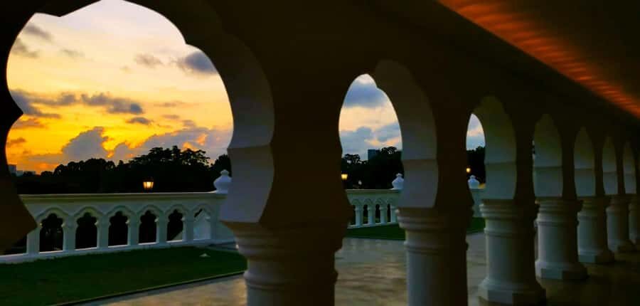 Singapore: Botanic Gardens & Tiong Bahru Walk w/Breakfast - Practical Details & Why They Matter