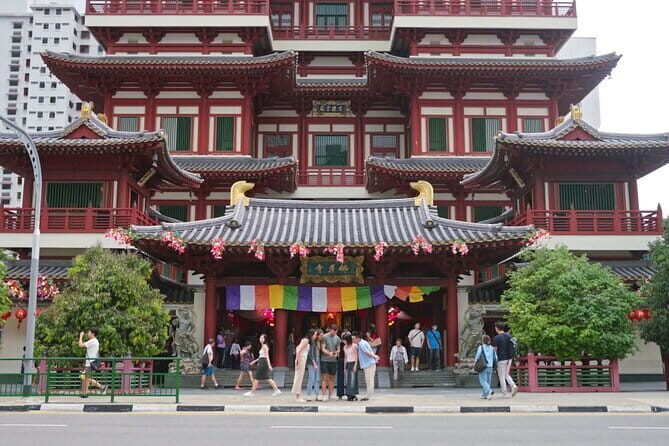 Singapore: Chinatown Food Adventure with 6 Tastings - A Deep Dive into the Food Adventure Experience