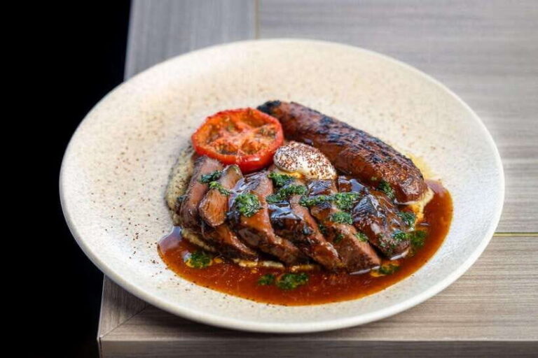 Singapore: LeVeL33 Craft-Brewery Restaurant & Lounge Package - What to Expect from the Experience