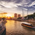 Singapore Marina Bay Night Walk with Spectra & Rhapsody Show - What Makes This Tour Stand Out?