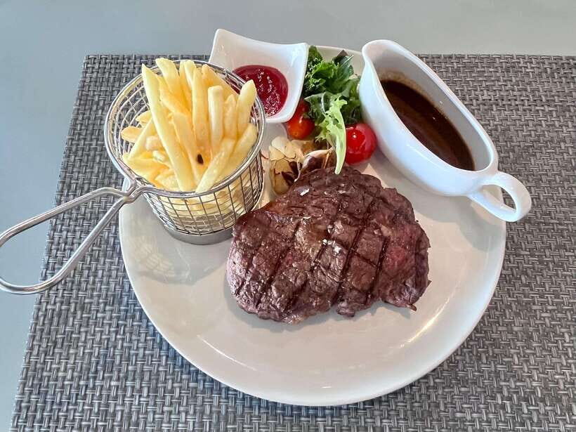 Singapore: Southern Island Cruise & Dining at Clubhouse - The Cruise – A Short but Scenic Voyage