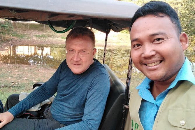 Small-Group Explore Angkor Wat Sunrise Tour with Guide - The Experience: Breaking Down the Itinerary