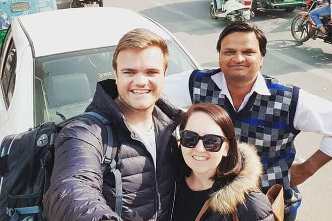 Stepwell & Fatehpur Sikri stops Agra to/from Sawai madhopur city - The Transport: Comfort and Convenience