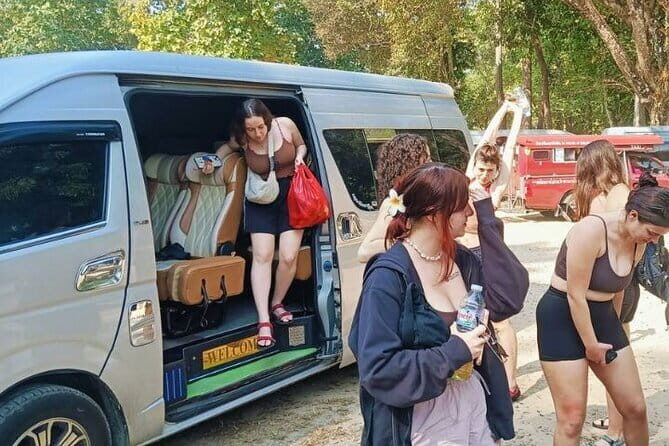 Sticky Waterfall Retreat and Chet Si Fountain Transfer - FAQ