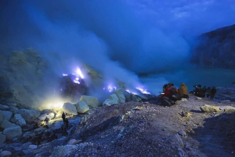 Surabaya: Explore Bromo & Ijen crater 3D2N - Transportation, Accommodation, and Guides