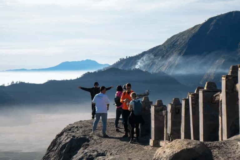 Surabaya/Malang/Probolinggo: Bromo Ijen with Bali Drop-off - What to Expect from the Tour