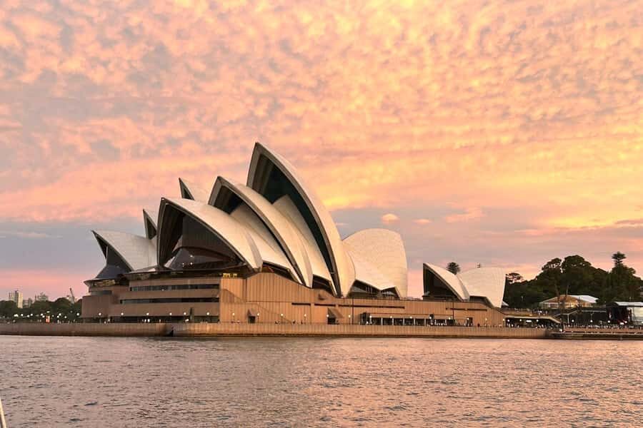 Sydney: Golden Glow Sunset Harbour Cruise with 1 Drink - Who Will Love This Cruise?