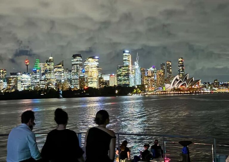 Sydney: Harbour Dinner Cruise with Buffet - Sightseeing Highlights: Landmarks and Views