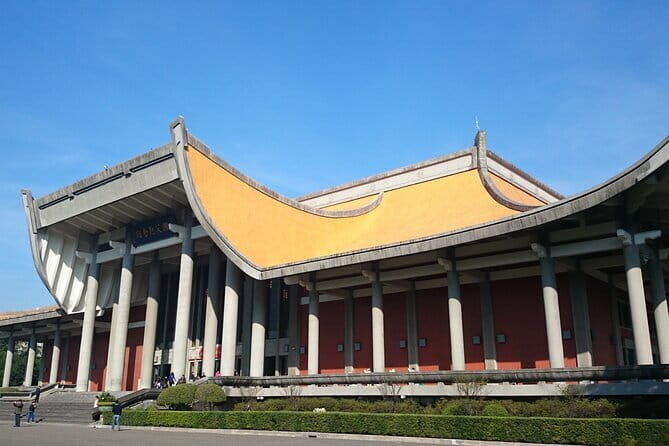 Taipei City to Taoyuan Airport Private Transfer - Price and Value: Is it worth it?