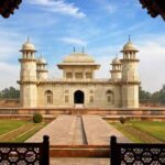 Taj Mahal Agra Fort and Baby Taj Day Tour From Agra - The Experience on the Ground: Comfort, Timing, and Value