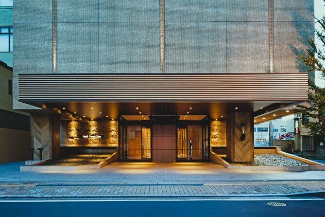 Takasaki Bar-Hopping Tour with Rooftop Bath Hotel Stay - Why This Tour Offers Real Value