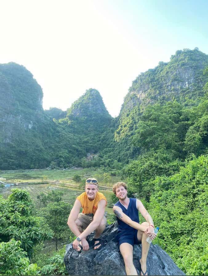 Tam Coc: Dundj Cave Boat Trip & Hidden Valley Experience - Exploring Dundj Valley: A Natural and Cultural Gem