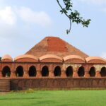 Terracotta Temples and Baluchuri Weavers Tour - The Magnificent Rasmancha and Malleshwar Temple