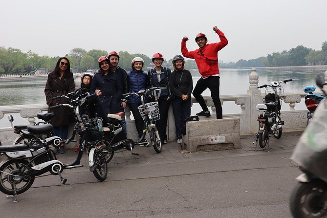 The Hutong Experience by Bike - The Experience of Riding E-Bikes vs. Traditional Bicycles