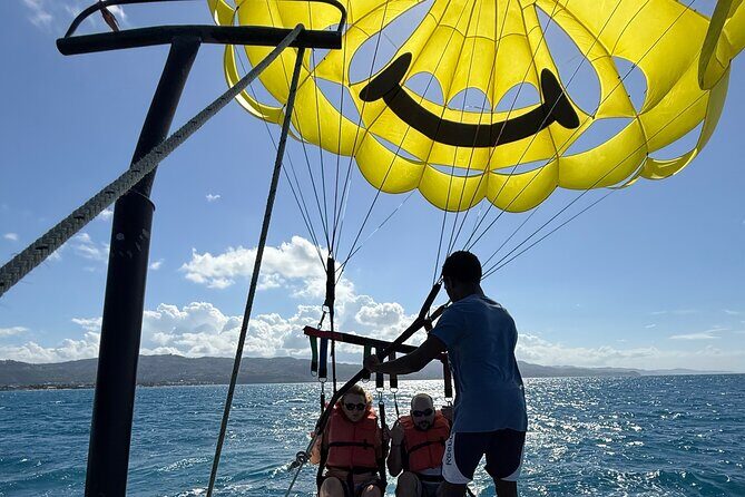 Tickets to Parasailing Activity in Montegobay - What Travelers Should Know