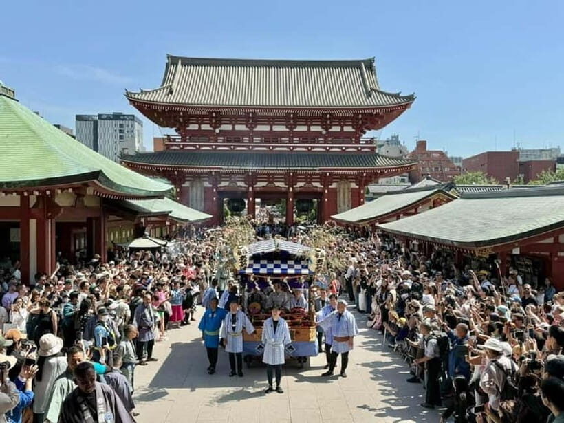 Tokyo: Asakusa Shrine and Yanaka Cemetery Guided Tour - Who Will Love This Tour?