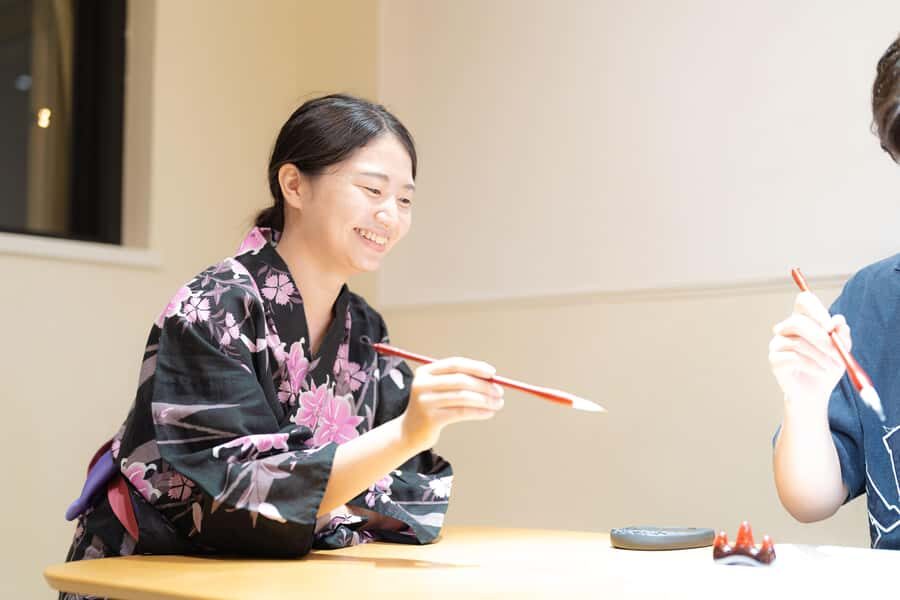 Tokyo: Calligraphy Class at Japanese Room in Shibuya - What to Expect from the Calligraphy Class