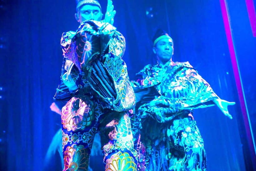 Tokyo GINZA: KONPARU Japanese Cabaret Show with Drink - An Overview of the Experience