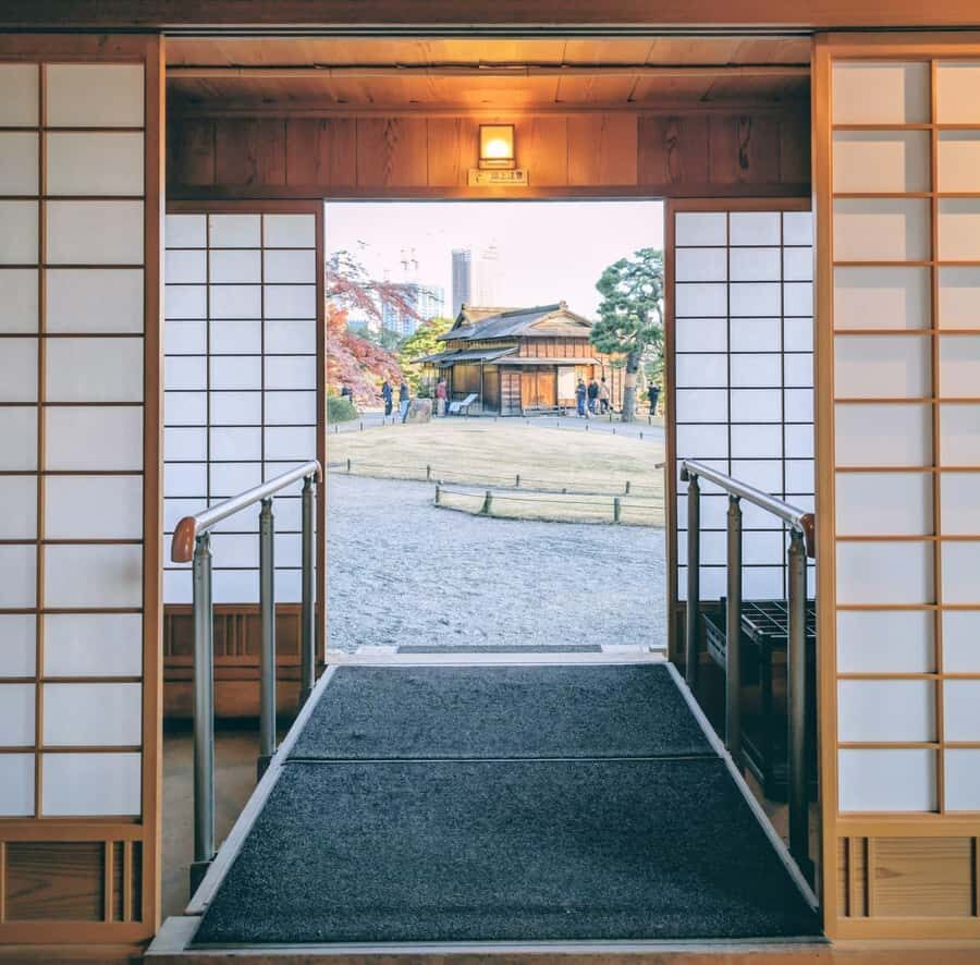 Tokyo: Japanese Garden Tour, Panoramic Train, and Odaiba Bay - A Detailed Look at the Experience