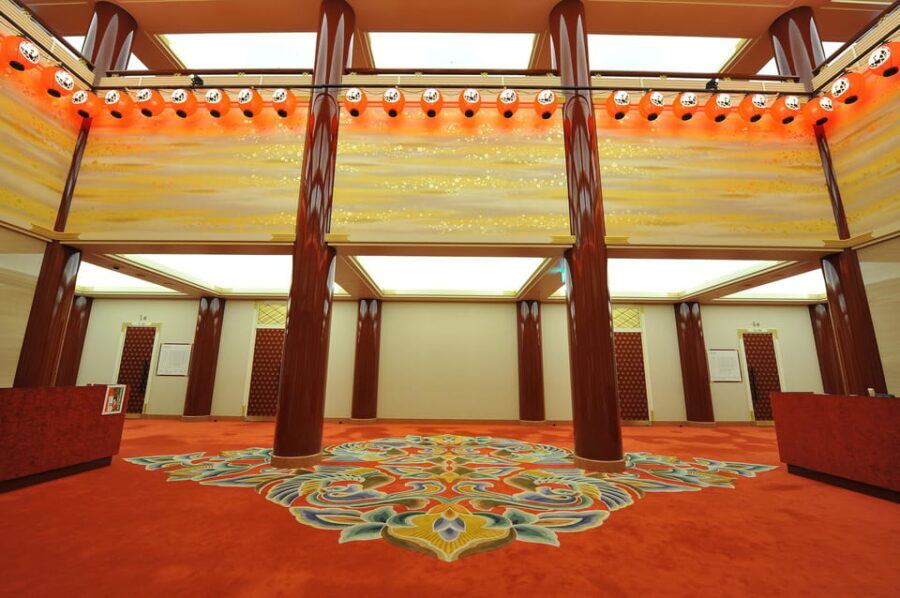 Tokyo: KABUKI Show at Kabukiza Theatre Admission Ticket - The Theatre: Historic Charm Meets Modern Comfort