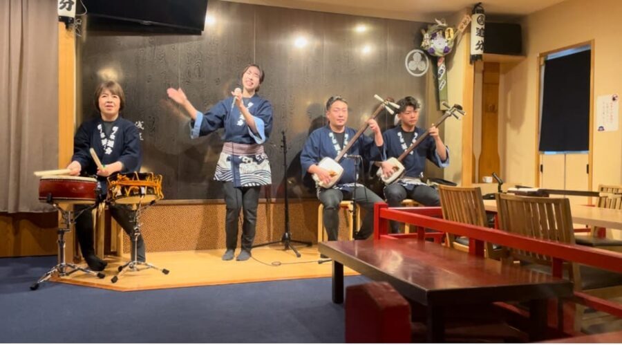 Tokyo: Live Shamisen guitar and Izakaya Experience - Why This Tour Works